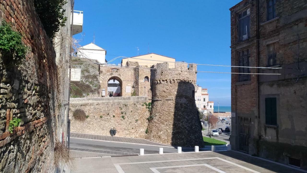 Casa Chiara Imbarco Isole Tremiti Villa แตร์โมลิ ภายนอก รูปภาพ